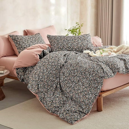 Wake In Cloud - Floral Comforter Set, Cute Vintage Flower Cottagecore Aesthetic for Women Teen Girls, Soft Lightweight Dorm Bedding, 3 Pieces, Black, Queen Size