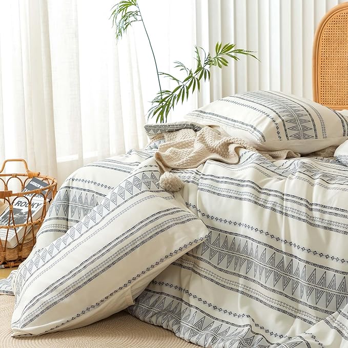 COTTEBED Western Comforter Set King Beige Ultra Soft Lightweight Microfiber Bohemian Chic Aztec Comforter 1 Down Comforter Set & 2 Pillowsham for All Season Use,Boho Comforter Set King