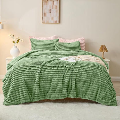 Simple&Opulence Fluffy Faux Fur Comforter Set, Plush Fuzzy Minky Bedding Set, 3 Pieces Warm Soft Comforter Bedding Set for Winter - 1 Shaggy Comforter with 2 Pillow Shams(Queen, Striped - Green)
