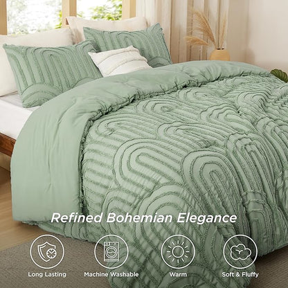 Bedsure Boho Tufted Green Comforter Set Queen Size, GentleSoft™ 3 Pieces Boho Farmhouse Decor Bedding, Arch Shabby Chic Bedding for All Seasons, 1 Bed Comforter, 2 Pillow Shams, 90x90 Inches