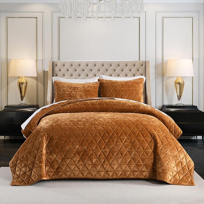 Homzard Velvet Carmel Gold King Size Comforter Set, King Size Quilt Set Velvet Quilt Bedding Set, Soft Bedspread Coverlet, Luxury Bedding for All Season,3 Pieces Bed Set