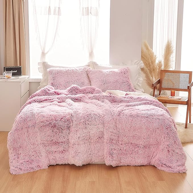 Luxury Faux Fur Shaggy Fluffy Comforter Set Full/Queen Size Mixed Old-Pink and White Long Hair, 3 Pieces Plush Flannel Sherpa Backing Reversible Soft Microfiber Bedding Set Super Warm for Winter
