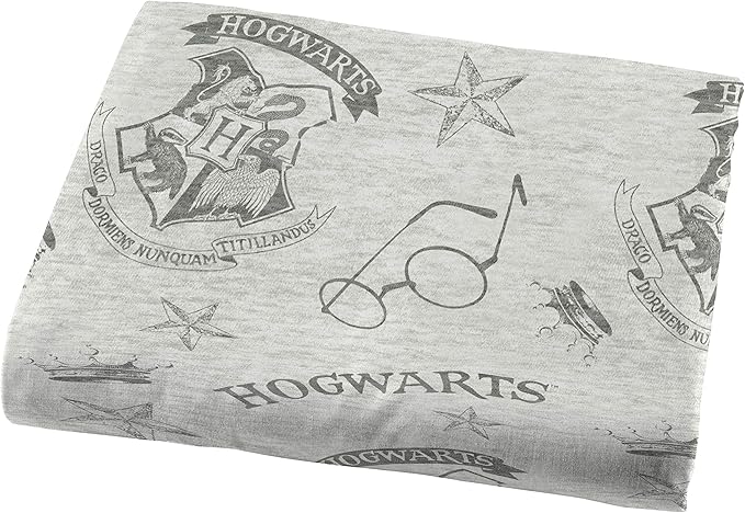 Jay Franco Harry Potter Spellbound 5 Piece Full Bed Set - Includes Reversible Comforter & Sheet Set - Bedding Features Hogwarts Logo - Super Soft Polyester (Official Harry Potter Product)