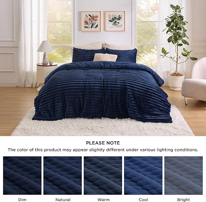 Bedsure King Size Comforter Set - GentleSoft™ 3 Pieces Fluffy Double-Side Fleece Comforter Set, Cozy Striped Room Decor Aesthetic, Luxury Navy King Bedding with 2 Pillowcases, 104x90 Inches