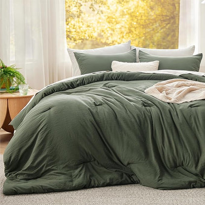 Bedsure Super King Plus Comforter Set, Dark Green Soft Prewashed Bedding for All Seasons, 3 Pieces GentleSoft™ Bed Set, 1 Lightweight Comforter (128"x120") and 2 Pillowcases (20"x36")