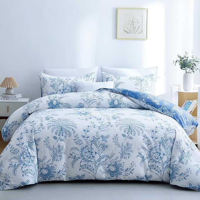 BOLINLIVING Floral King Size Comforter Set, Soft Breathable Bed in a Bag King Size 3 Pieces, Blue and White Floral Bedding Set for All Season, 1 Comforter & 2 Pillowcases