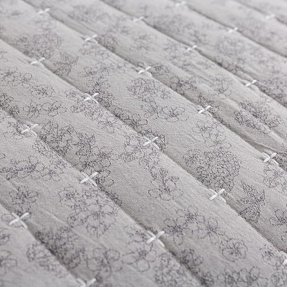 Soul & Lane Gray Whisper Cotton Quilt Set - Twin Size with 1 Sham, Geometric Quilted Comforter, Lightweight Modern Diamond Bedspread in Grey Tones, Diamond Stitched Bedding