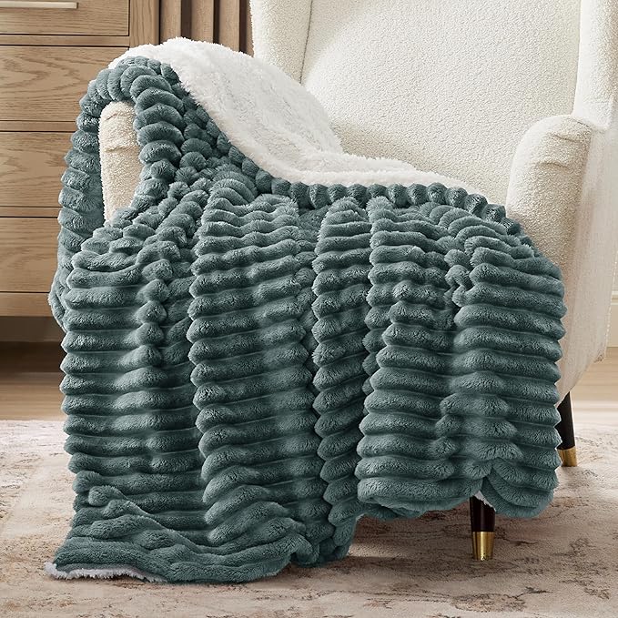 Bedsure Sherpa Throw Blanket for Couch - Super Soft, Cozy Fleece Thick Warm Blanket for Winter, GentleSoft Plush & Fluffy Christmas Throw Gift for Women, Room Decor, Dark Green, 50x60 Inches