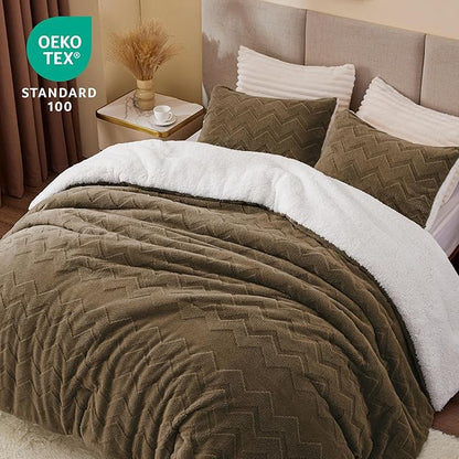 BEDELITE Fluffy King Size Comforter Set - Super Soft Sherpa Brown Comforter for King Size Bed, Luxury Warm Bedding Set for Winter, Fuzzy Bed Set 3 Pieces (1 Comforter, 2 Pillowcases)