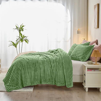 Simple&Opulence Fluffy Faux Fur Comforter Set, Plush Fuzzy Minky Bedding Set, 3 Pieces Warm Soft Comforter Bedding Set for Winter - 1 Shaggy Comforter with 2 Pillow Shams(Queen, Striped - Green)