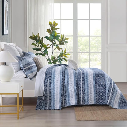 Homzard Quilt King Size,Blue White Snowflake Striped Quilt Bedding Set, Cotton Boho Gemetic Comforter Set, Lightweight Comforter King Size (106 * 98 Inches) with 2 Pillow Shams