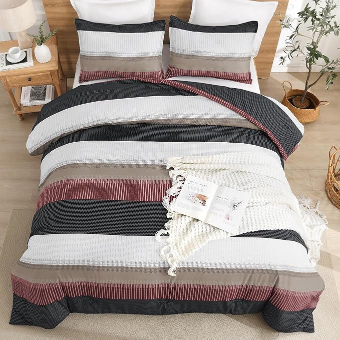 Litanika Twin Comforter Set Red Black - 2 Pieces Lightweight Summer Bedding Set, All Season Down Alternative Comforter (1 Comforter, 2 Pillowcases)