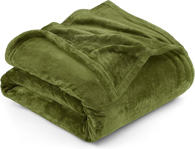 Utopia Bedding Fleece Blanket Queen Size Olive 300GSM Luxury Fuzzy Soft Anti-Static Microfiber Bed Blanket (90x90 Inch)