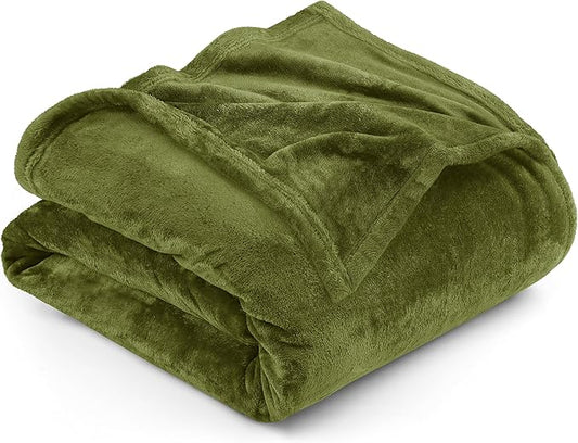 Utopia Bedding Fleece Blanket Queen Size Olive 300GSM Luxury Fuzzy Soft Anti-Static Microfiber Bed Blanket (90x90 Inch)
