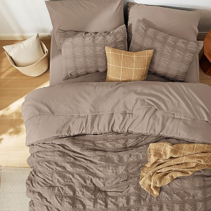 Bedsure Bed in a Bag Full - 7 Pieces Plaid Seersucker Bedding Comforter Sets, Soft Lightweight Affogat Boho Bed Set with Comforters Full Size, Sheets, Pillowcases & Shams