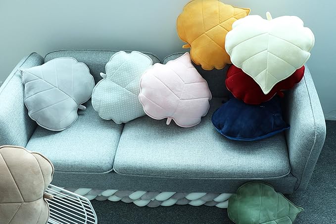 Cyprinus Carpio 3D Leaf Shape Household Pillow Cushion Sofa Lumbar Pillow Household Throw Pillow Decoration 20 * 20 Inch (Pale Gold)