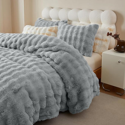 Simple&Opulence Fluffy Faux Fur Comforter Set, Plush Fuzzy Minky Bedding Set, 3 Pieces Warm Soft Comforter Bedding Set for Winter - 1 Shaggy Comforter with 2 Pillow Shams(Queen, Light Grey)