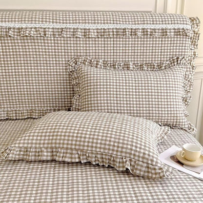 mixinni Vintage Ruffle Tan Gingham Comforter Set 3-Piece Washed Cotton King Beige Grid Bedding Set with Taupe Geometric Checkered Pattern, Farmhouse Chic Soft Fluffy Comforter for All-Season