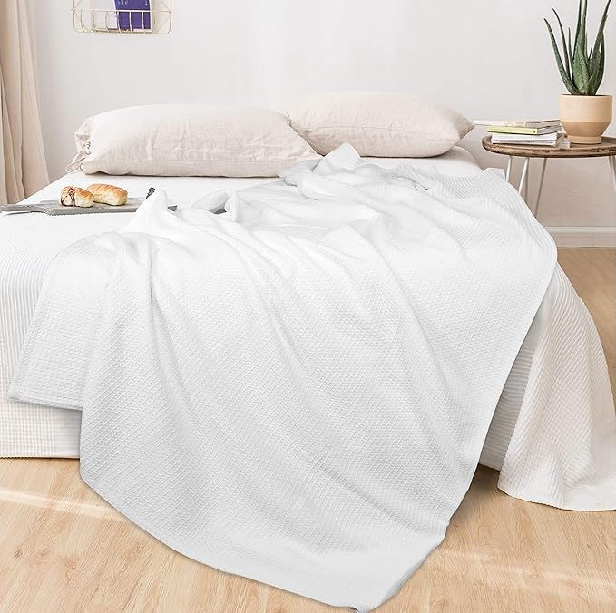 Glamburg 100% Cotton Thermal Bed Blanket, Breathable Waffle Blanket Queen Size, Soft For All Seasons, White