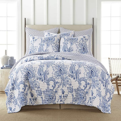 Levtex Home - Bennett Quilt Set - Full/Queen Quilt, Two Standard Pillow Shams - Floral Paisley - Blue and White - Quilt (88x92in.) and Pillow Sham Size (26x20in.) - Reversible - Cotton
