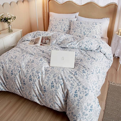 mixinni 3pcs Floral Comforter Set King Size, Botanical Blue Flowers Leaves on White Cute Bedding Comforter Sets for Women, 1 Soft Pastoral Style Comforter and 2 Pillowcases for All Seasons