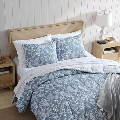 Eddie Bauer - King Comforter Set, Soft Reversible Bedding with Matching Shams, Wildflower Inspired Luxurious Bedding Set with Stripe Reverse (Fern Garden Blue, King)