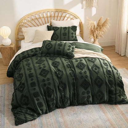 Bedsure Boho Tufted Green Comforter King Size, GentleSoft™ 3 Pieces Boho Farmhouse Decor Bedding, Exquisite Shabby Chic Bedding for All Seasons, 1 Bed Comforter, 2 Pillow Shams, 104x90 Inches