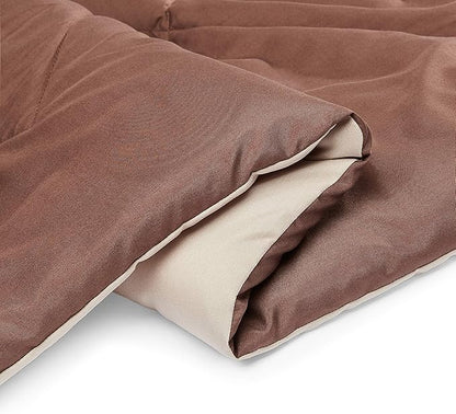 Amazon Basics Soft Comforter Blanket, Reversible Lightweight Microfiber All Season, Warm Bed Comforter, Full/Queen, Chocolate/Khaki
