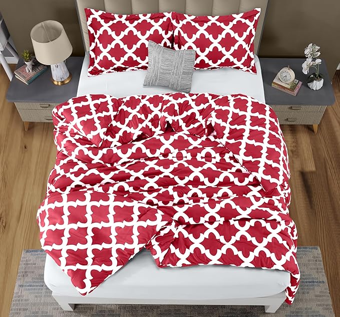 Queen Comforter Set 3 Piece Red by Utopia Bedding, Printed Comforters Queen Size, Bedding Comforters Sets, Down Alternative Soft Bed Set, 1 Comforter (88 x 88 inches) 2 Pillow Shams (20 x 26 inches)