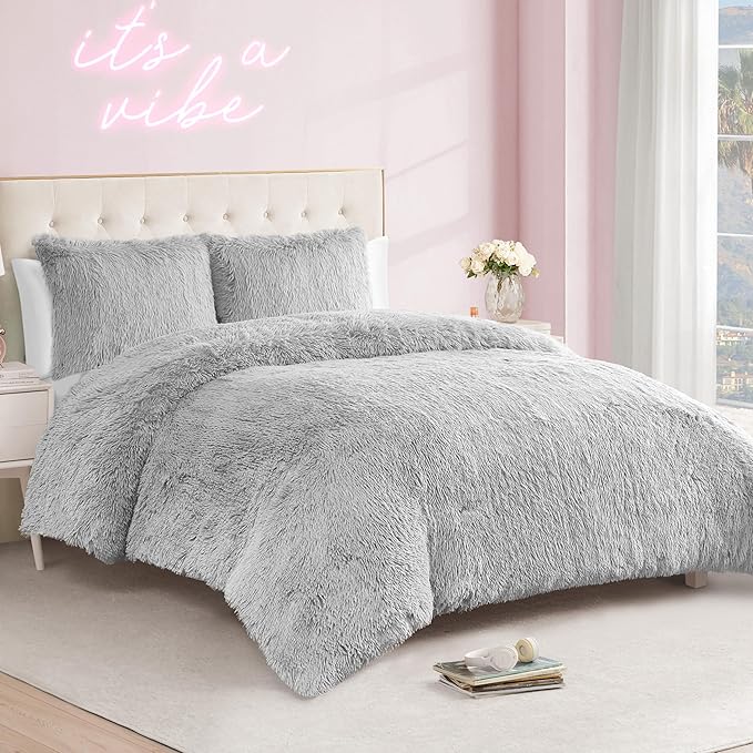 Juicy Couture Shaggy Faux Fur Grey Twin/Twin XL Comforter Set - Soft and Cozy 2-Piece Machine Washable Bedding Comforter and Sham Set
