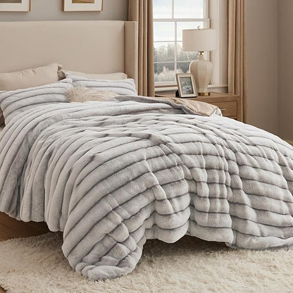 Bedsure Fluffy Comforter Set Queen - Faux Fur Comforter Queen Size Khaki, Soft Shaggy Bedding Comforter Sets, Winter Warm Luxury Fuzzy Bed Set 3 Pieces, 1 Comforter and 2 Pillowcases