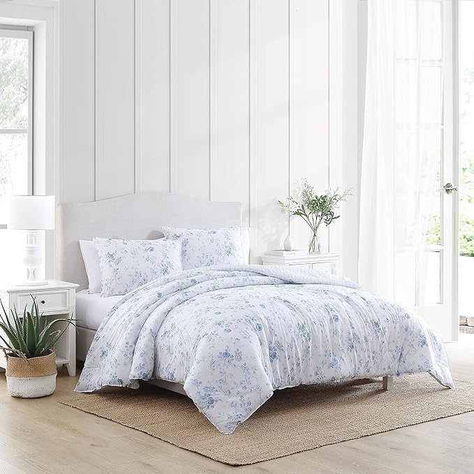 Laura Ashley - Twin Comforter Set, Soft & Reversible Cotton Bedding with a Smooth Feel, Medium Weight for Year Round Comfort, 2 Piece Bed Set with Matching Pillowcase (Belinda Blue)