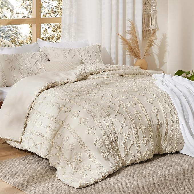 Bedsure Tufted Boho Comforter Set Oversized Queen - Beige Boho Bed Set, GentleSoft™ 3 Pieces Farmhouse Shabby Chic Embroidery Bedding, Gifts for Woman, Soft Jacquard Comforter for All Seasons