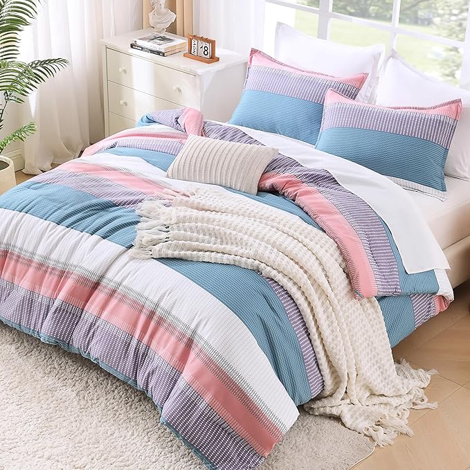 Litanika Queen Comforter Set SeaSault - 3 Pieces Lightweight Fluffy Bedding Comforter Sets, All Season Down Alternative Comforter (1 Comforter, 2 Pillowcases)
