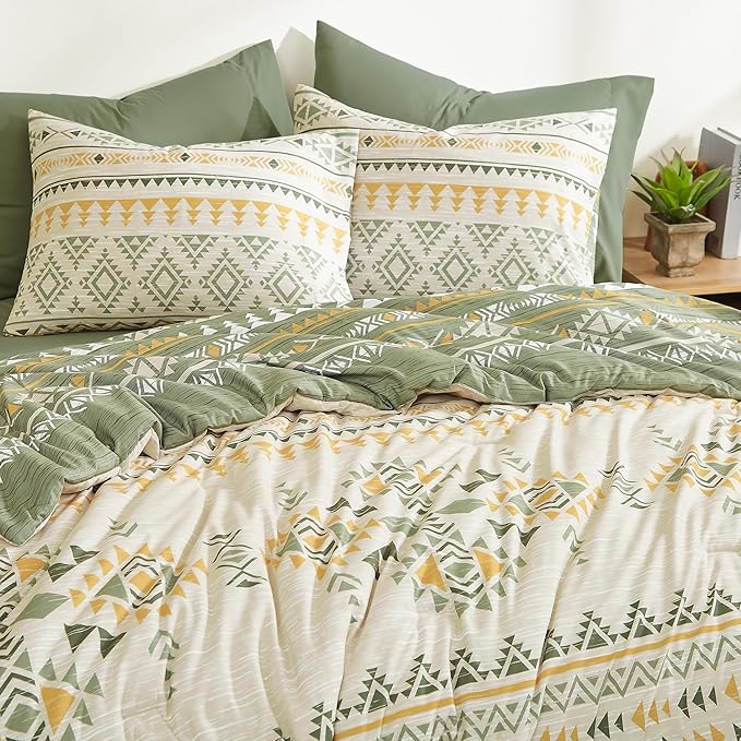 Geniospin Queen Comforter Set - 7 Pieces Reversible Bedding Set, Boho Bed in A Bag, Lightweight Soft Aztec Bedding, All Season Bed Comforter Set with Sheets, Pillowcases & Shams