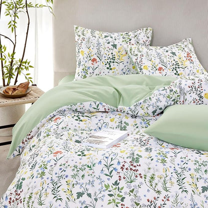 Wake In Cloud - Floral Comforter Set, Shabby Chic Cottage Garden Botanical Flower Style with Elegant Wildflower Pattern, Soft Lightweight Bedding, 3 Pieces, Multicolor Green, Twin/Twin XL Size