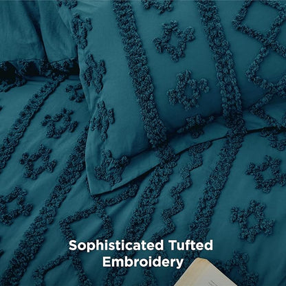Bedsure Tufted Boho Comforter Set Queen Size - Teal Boho Bed Set, GentleSoft 3 Pieces Farmhouse Shabby Chic Embroidery Bedding, Gifts for Woman, Soft Jacquard Queen Comforter for All Seasons