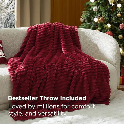 Bedsure Christmas Queen Comforter Set - 5 Pieces Christmas Queen Bedding Set, Bed in a Bag with 1 Soft Snowflake and Elk Reversible Comforter, 2 Pillow Shams, 1 Throw Blanket and 1 Decorative