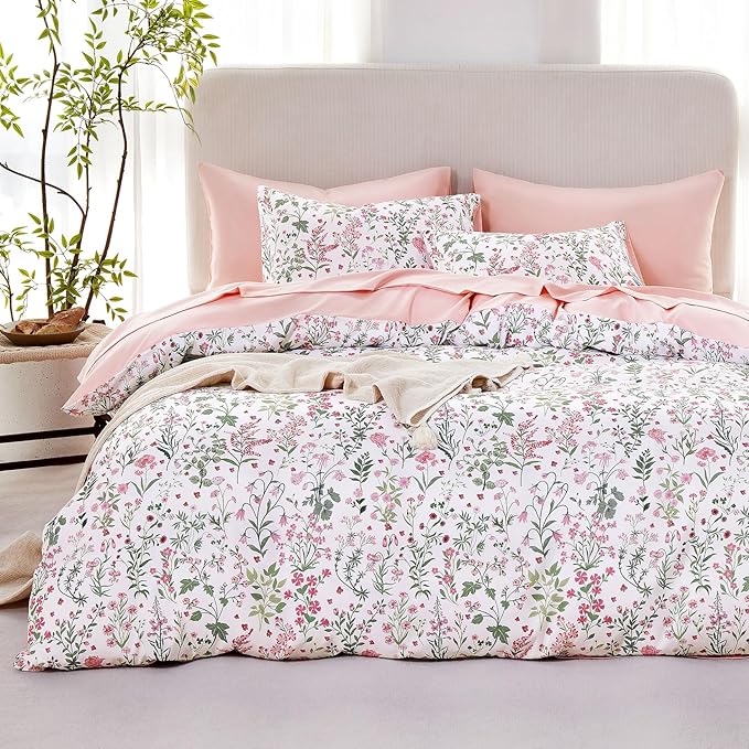 Wake In Cloud - Floral Comforter Set, Shabby Chic Cottage Garden Botanical Flower Style with Elegant Wildflower Pattern, Soft Lightweight Bedding, 3 Pieces, Pink White, Full Size
