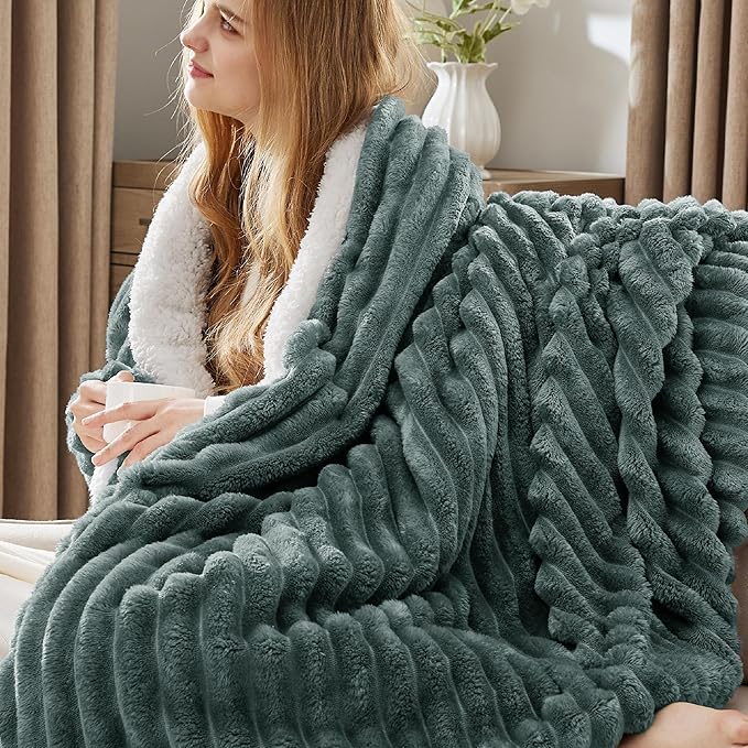 Bedsure Sherpa Throw Blanket for Couch - Super Soft, Cozy Fleece Thick Warm Blanket for Winter, GentleSoft Plush & Fluffy Christmas Throw Gift for Women, Room Decor, Dark Green, 50x60 Inches