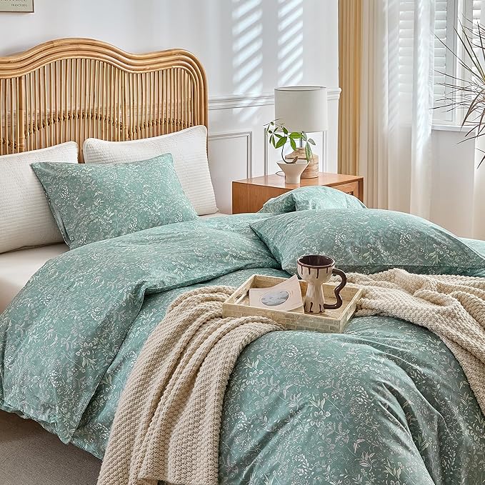 mixinni Sage Green Comforter Set Twin XL-Exquisite Floral Twin XL Size Comforter Set for All Seasons, 3 Pieces, 1 Wildflower Plants Comforter (68"x90") and 2 Pillow Cases (20"x26"), Sage Green