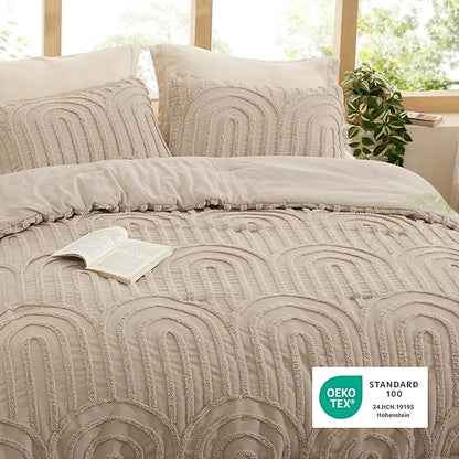 Bedsure Boho Tufted Khaki Comforter Full Size, GentleSoft™ 3 Pieces Boho Farmhouse Decor Bedding, Arch Shabby Chic Bedding for All Seasons, 1 Bed Comforter, 2 Pillow Shams, 82x86 Inches
