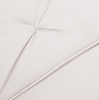 Amazon Basics All-Season Down-Alternative 3-Piece Comforter Bedding Set, Warm Soft Lightweight Microfiber, Pinch Pleat Design with Piped Edges, King, Cream