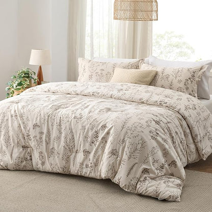 Bedsure Twin/Twin XL Comforter Set - Beige Bed Set, 2 Pieces Cute Floral Bedding, 1 Soft Botanical Flowers Comforter and 1 Pillow Shams