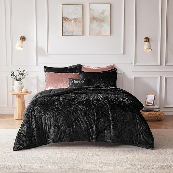 Intelligent Design Queen Comforter Set, Velvet Comforter Set , Luxury Diamond Quilting Comforter Set, Fluffy Comforter Bed Set with Decorative Pillowand 2 Shams, 4 Piece Black, Full/Queen