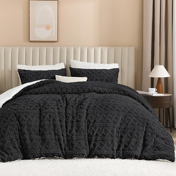 Andency Fluffy Comforter Set Full Size, Black Sherpa Fleece Super Soft Warm Bedding for Winter, Luxury Boho Jacquard Thick Fuzzy Plush Bed Set 3 Pieces(1 Shaggy Comforter, 2 Pillowcases)