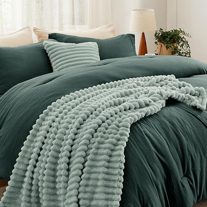 Bedsure Comforter Full Size 5 Pieces - Full Size Comforter Set with Fleece Throw Blanket and Decorative Pillow, Lightweiget Bedding Comforter Sets, All Season Bedding Sets, Emerald Green