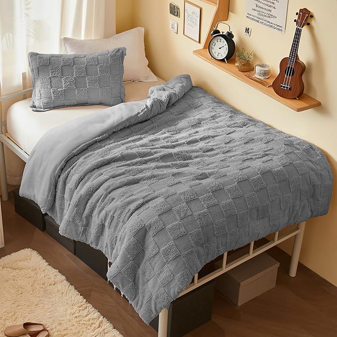 Joiedomi Tufted Twin Comforter Set, 2 Pieces Grey Boho Twin Bedding Set with 1 Plaid Geometric Comforter and 1 Pillow Sham, Checkered Bed in a Bag for All Seasons