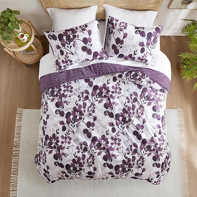 Lightweight Seersucker Botanical King Size Comforter Set, 3 Pieces Reversible Design Bed Comforter, Premium Microfiber Bedding Set, Comforter and Shams Set, Purple