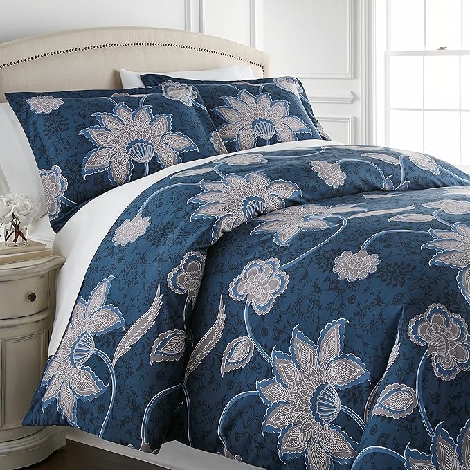 Southshore Fine Living, Inc. Grand Floral Collection - King Comforter Set, Premium Bedding, All-Season Down Alternative, Oversized 3-Piece Comforter Set, King/California Size, Blue